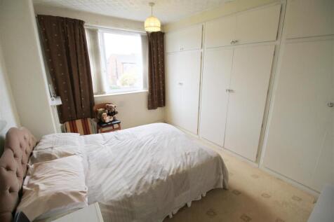 Bedroom.1.jpg