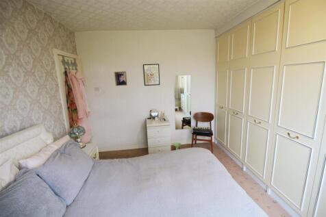 Bedroom1.jpg