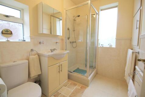 Shower room.jpg