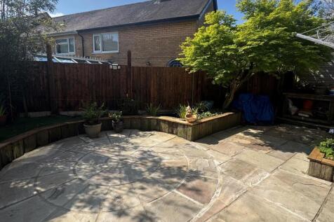 garden 1.jpg