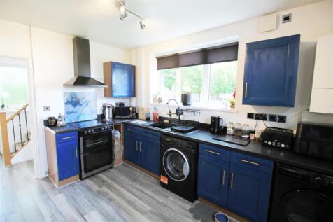 Kitchen..jpg