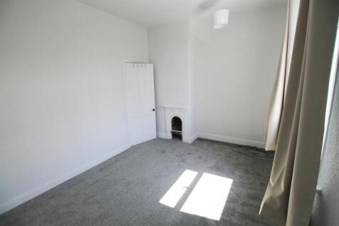 Bedroom1.jpg