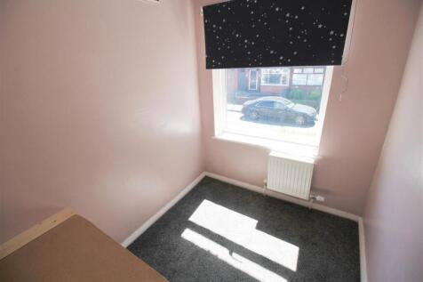 bedroom,.jpg