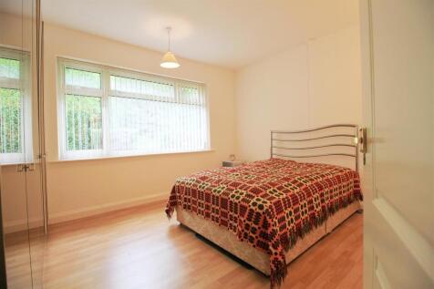 Bedroom,.jpg