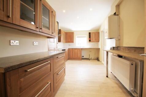 Kitchen..jpg