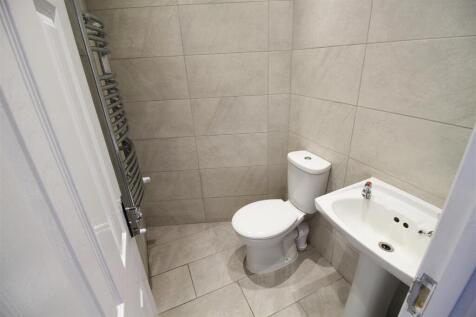Downstairs WC.jpg