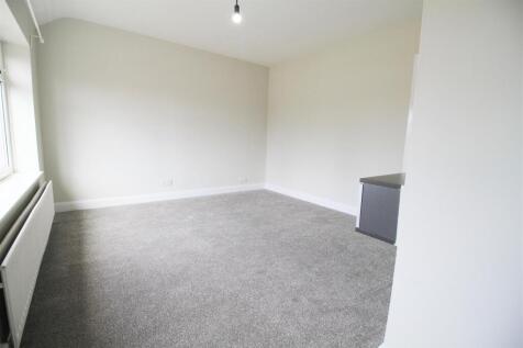 Bedroom...jpg