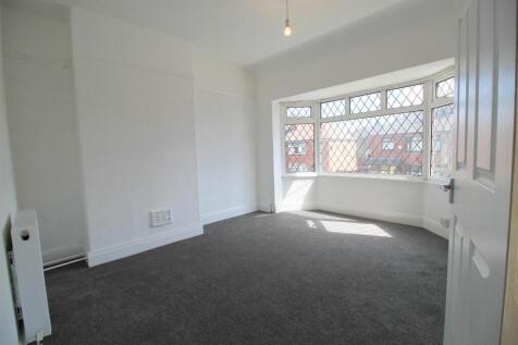 Bedroom 1.jpg