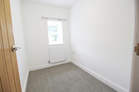 Bedroom,..jpg