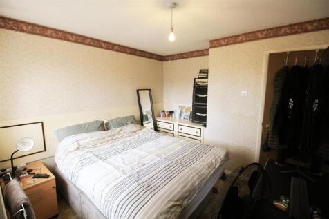 Bedroom1.jpg