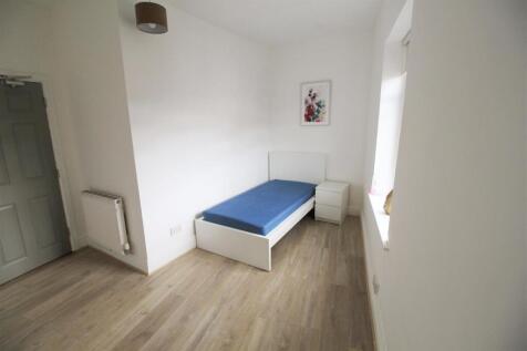 Room4 .jpg