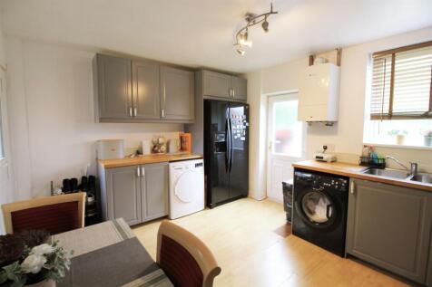 Kitchen..jpg