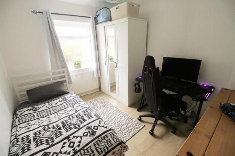 Bedroom2.jpg