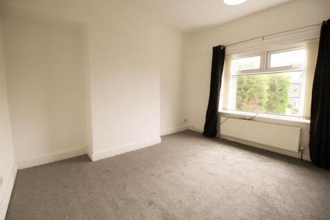 Bedroom 1.jpg