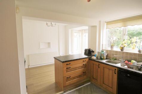 Kitchen..jpg