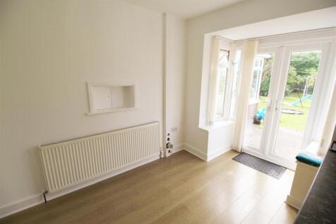 Dining room.jpg