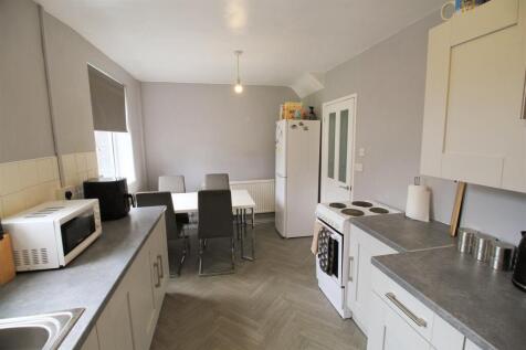 Kitchen..jpg