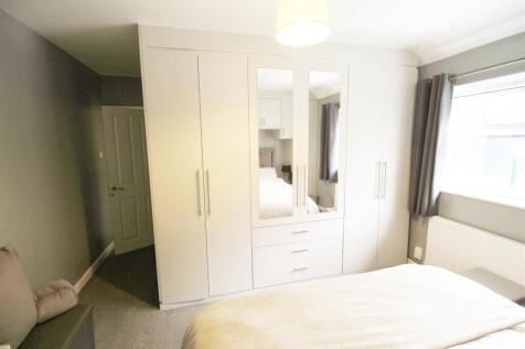 Bedroom2.jpg