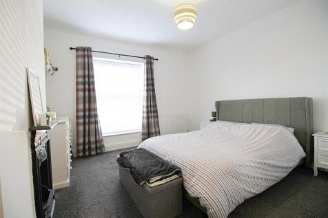 Master Bedroom.jpg