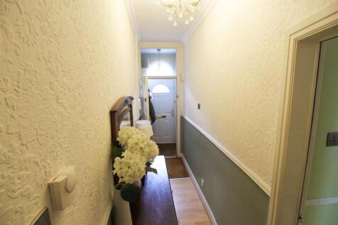 Entrance hall.jpg
