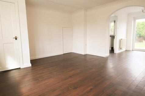 Living area.jpg