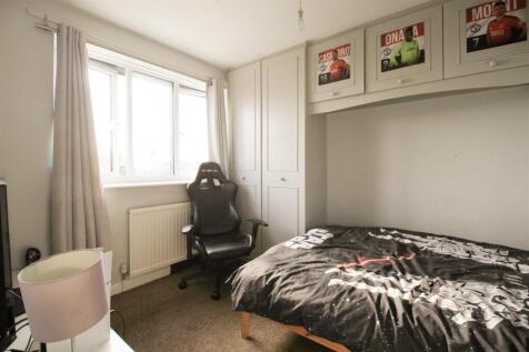 Bedroom1.jpg