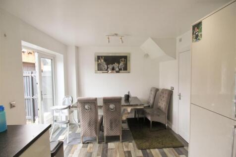 Dining area.jpg