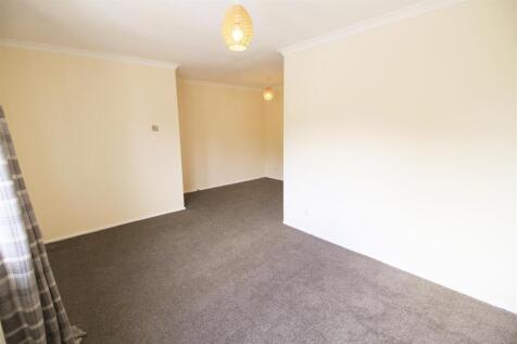 Living area.jpg