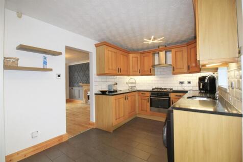 Kitchen..jpg