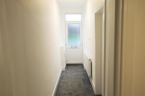 Entrance hall.jpg