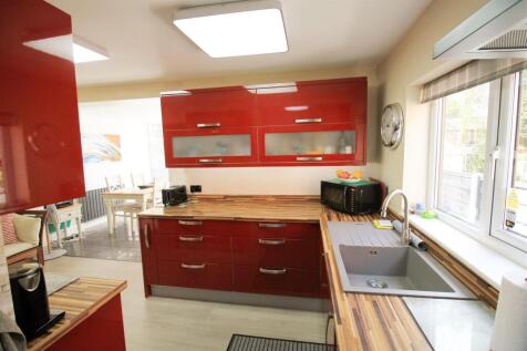 Kitchen..jpg