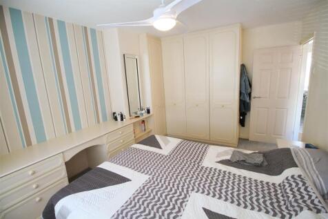 Bedroom1.jpg