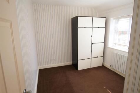 Bedroom 2.jpg