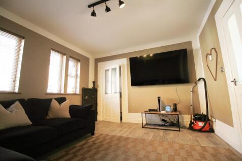 Lounge..jpg