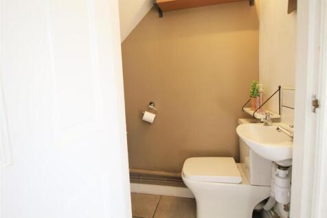 Downstairs Toilet.jpg