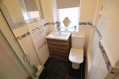 Shower room.jpg