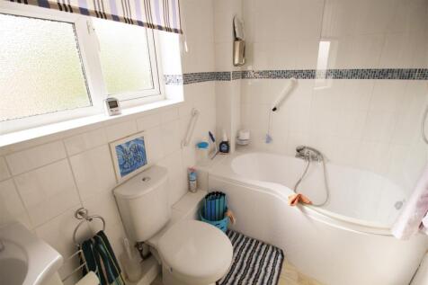 Bathroom,.jpg
