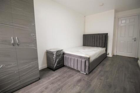 Room 2.jpg