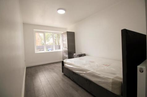 Room2.jpg