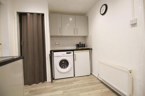 Kitchen..jpg