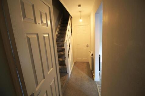 Entrance hall.jpg