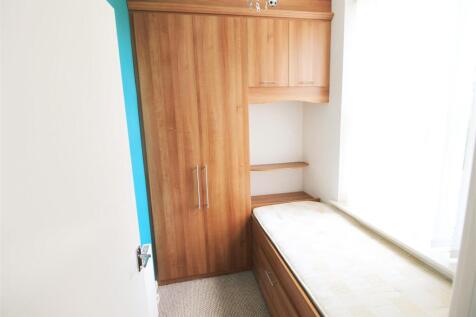 Bedroom2.jpg