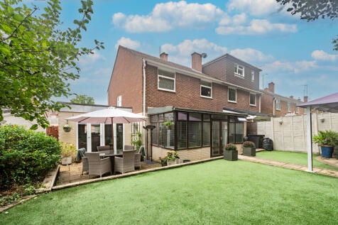 53TudorDrive-5_newsky