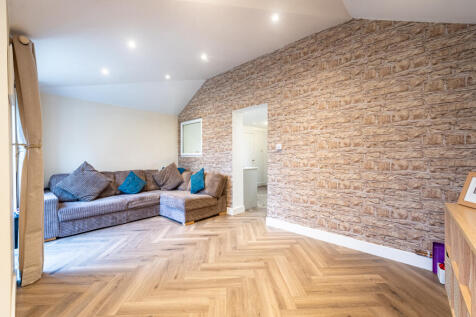 Family/Dining Room