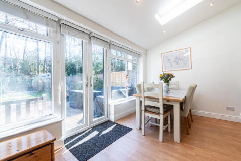 Dining/Family Room