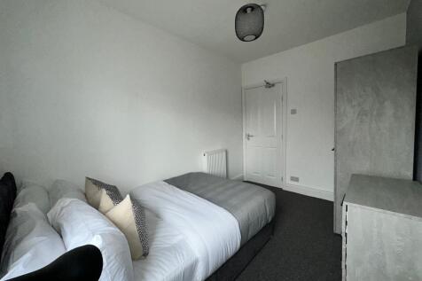 2-4 Collinge Street  (23).jpeg