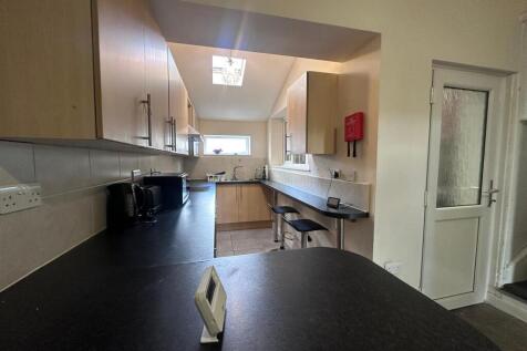 2 Adlington - 3.jpg