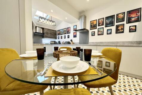Communal Kitchen Dining Area