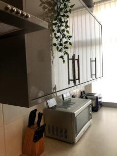 kitchen 2.jpg