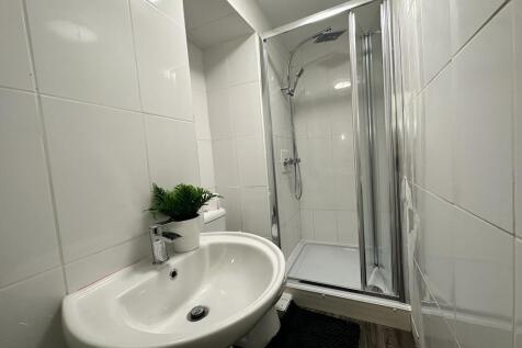 2-4 Collinge Street  (7).jpeg